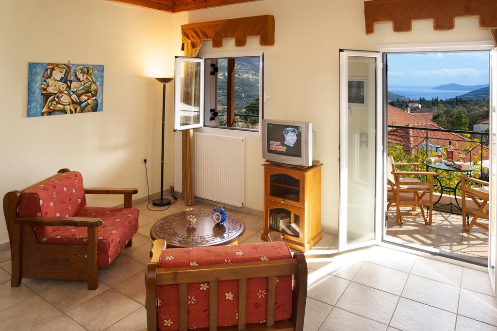 Appartement Dogis Retreat à Agia Efimia Extérieur photo